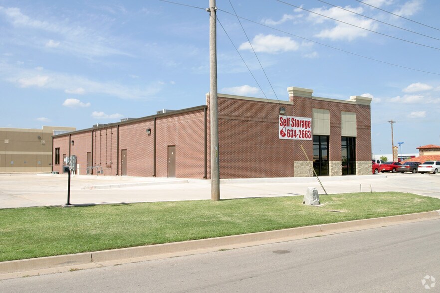 7825 S Walker Ave, Oklahoma City, OK à louer - Photo du bâtiment - Image 3 de 4