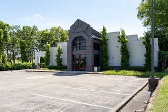 4803 Old Hickory Blvd, Hermitage, TN for lease Building Photo- Image 1 of 10