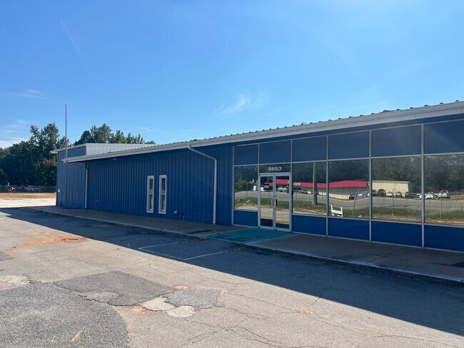 More details for 8653 Pensacola Blvd, Pensacola, FL - Retail for Lease