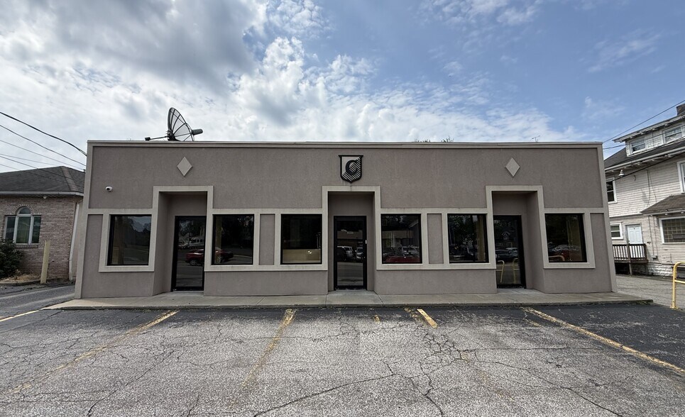 1024 E Market St, Warren, OH à vendre - Photo principale - Image 1 de 1