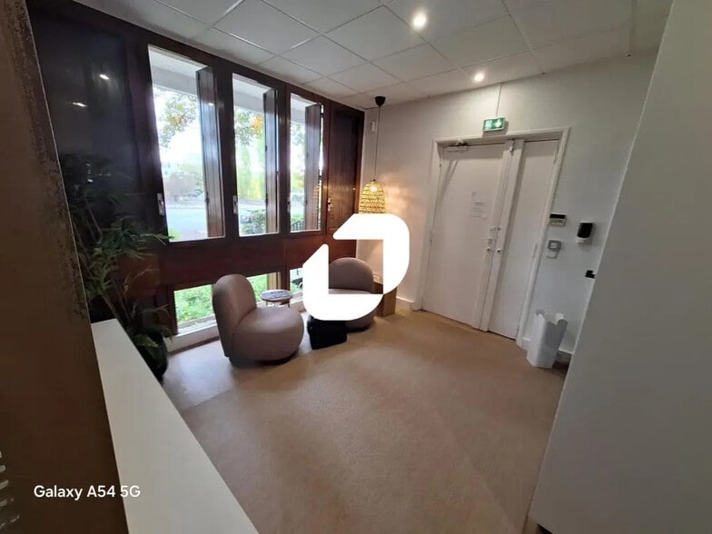 Bureau dans Boulogne-Billancourt à vendre - Photo intérieure - Image 2 de 9