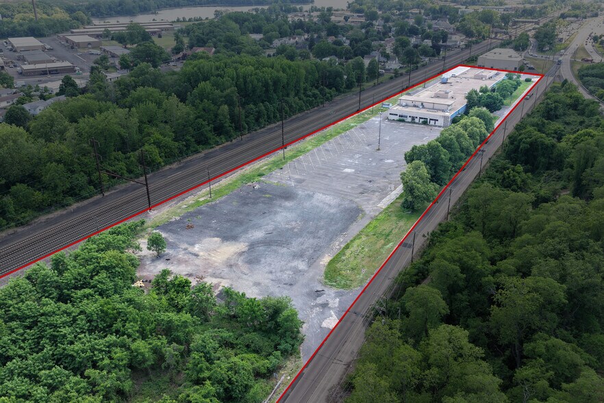 8400 Rt 13, Levittown, PA à louer - Photo du bâtiment - Image 2 de 11