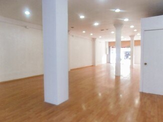 Plus de détails pour Commerce de détail à vendre