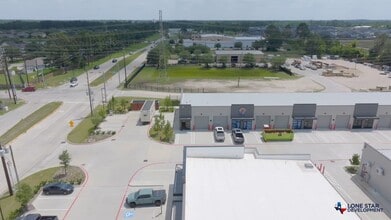 22525 Hufsmith - Kohrville Rd, Tomball, TX à louer - Vidéo sur l’inscription commerciale 