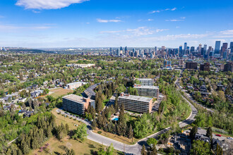 3316 Rideau Pl SW, Calgary, AB - aerial  map view - Image1