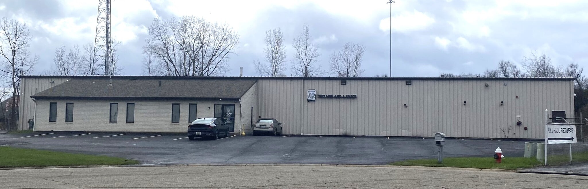 6623 Greenfield Cir NW, North Canton, OH for sale Building Photo- Image 1 of 4