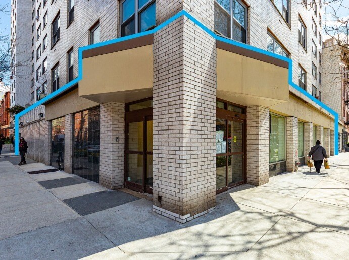 188 9th Ave, New York, NY for lease - Building Photo - Image 1 of 2