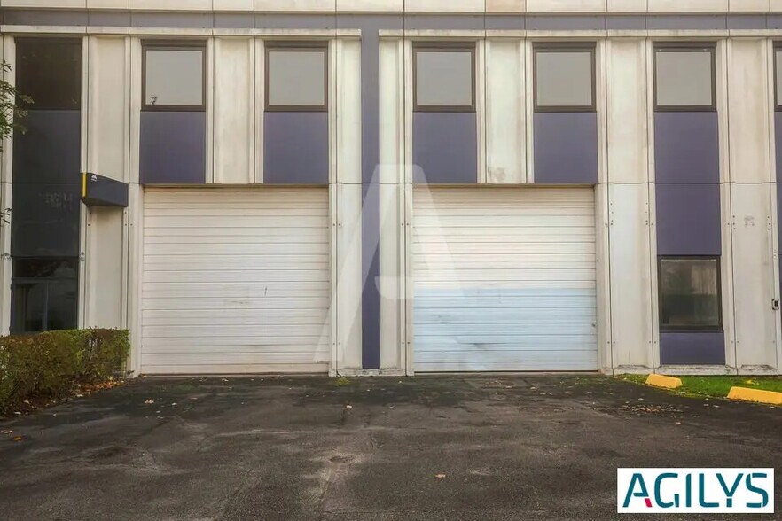 Flex dans Lisses à louer - Photo du bâtiment - Image 3 de 5