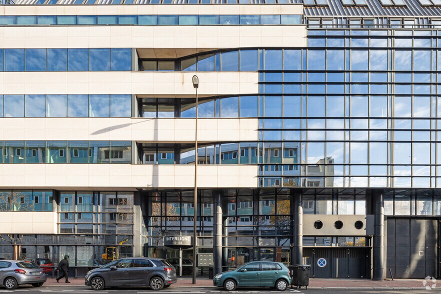 164-170 Rue Victor Hugo, Levallois-Perret à louer - Photo du bâtiment - Image 2 de 3