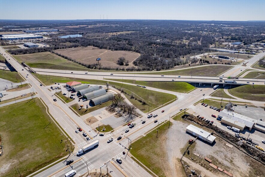 129th E Avenue & E Admiral Place, Tulsa, OK à vendre - Photo du bâtiment - Image 2 de 6