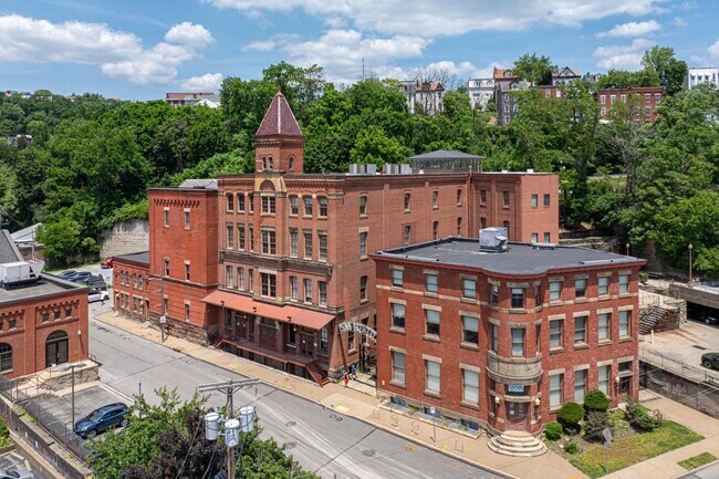 More details for 800 Vinial St, Pittsburgh, PA - Office for Sale