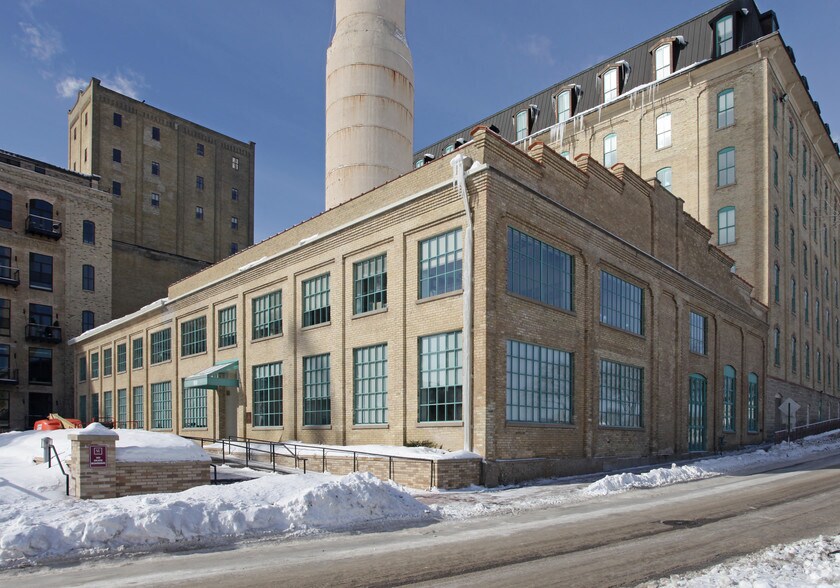100 Portland Ave S, Minneapolis, MN for lease - Primary Photo - Image 1 of 3