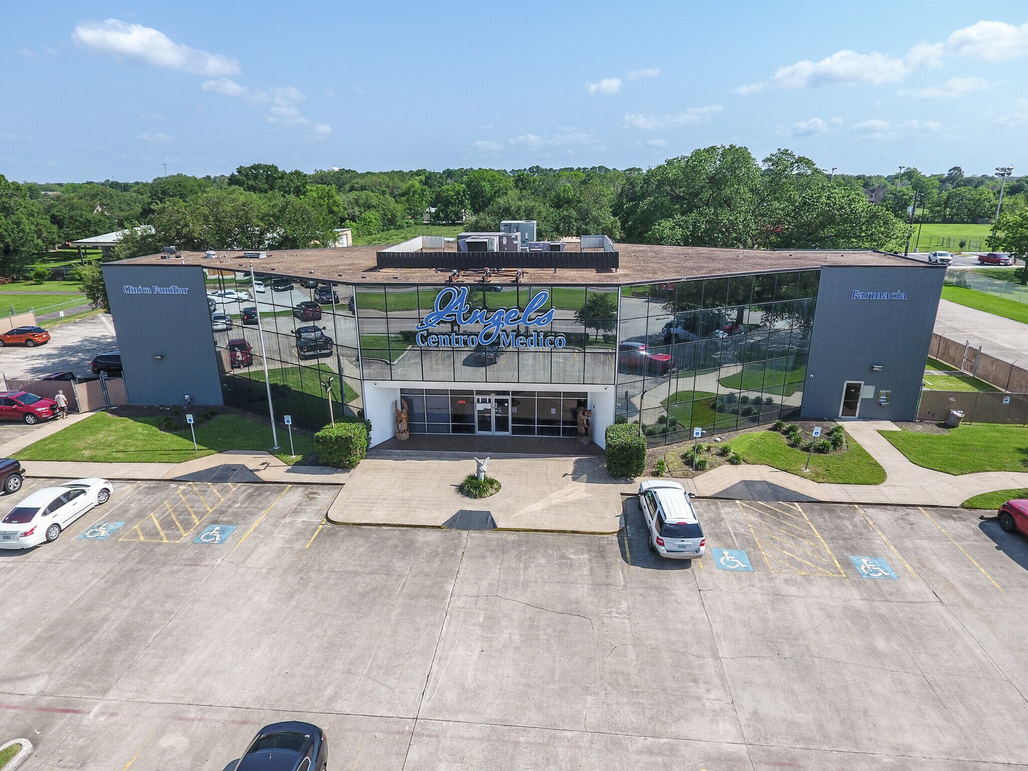 722 Fairmont Pky, Pasadena, TX à louer Photo du bâtiment- Image 1 de 33