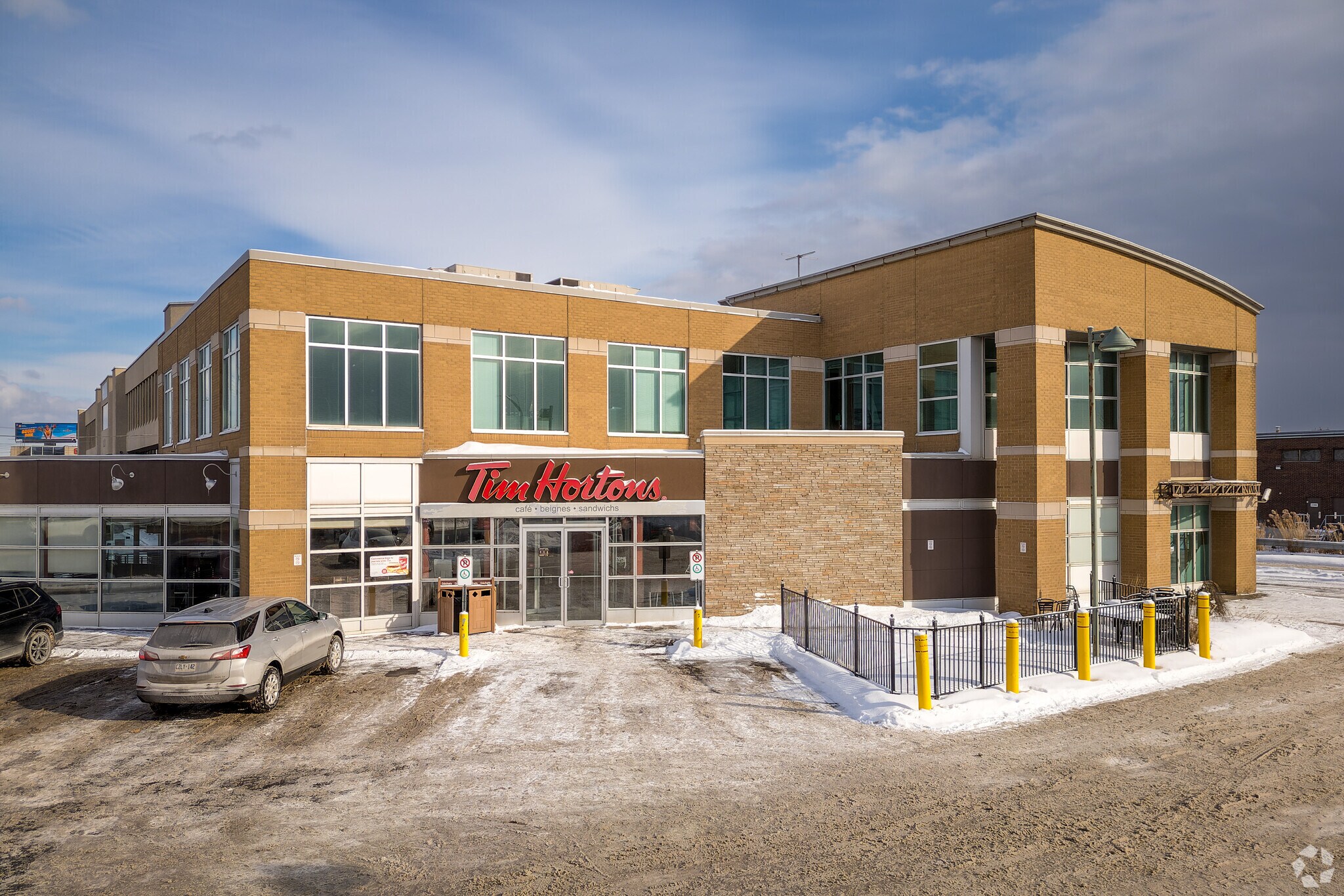 10592 Ch de la Côte-de-Liesse, Montréal, QC à vendre Photo principale- Image 1 de 1