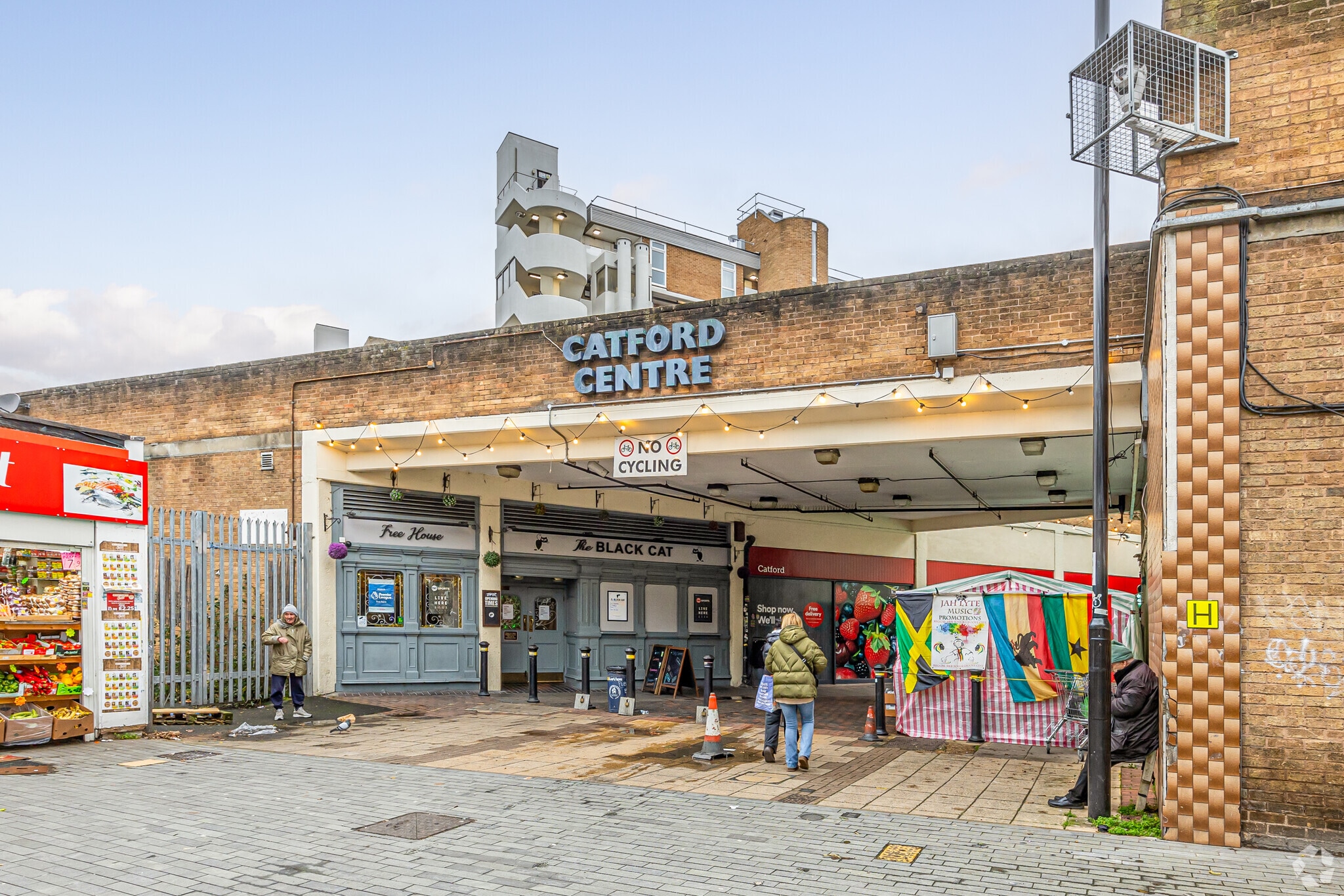 Winslade Way, London for lease Primary Photo- Image 1 of 6