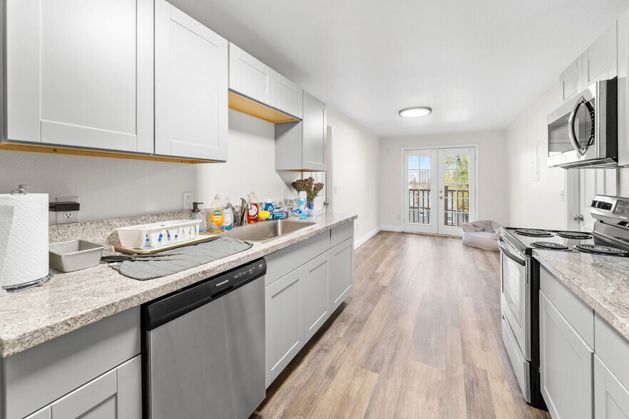 1133 Buena Vista Ave, Reno, NV à vendre - Photo du bâtiment - Image 3 de 14