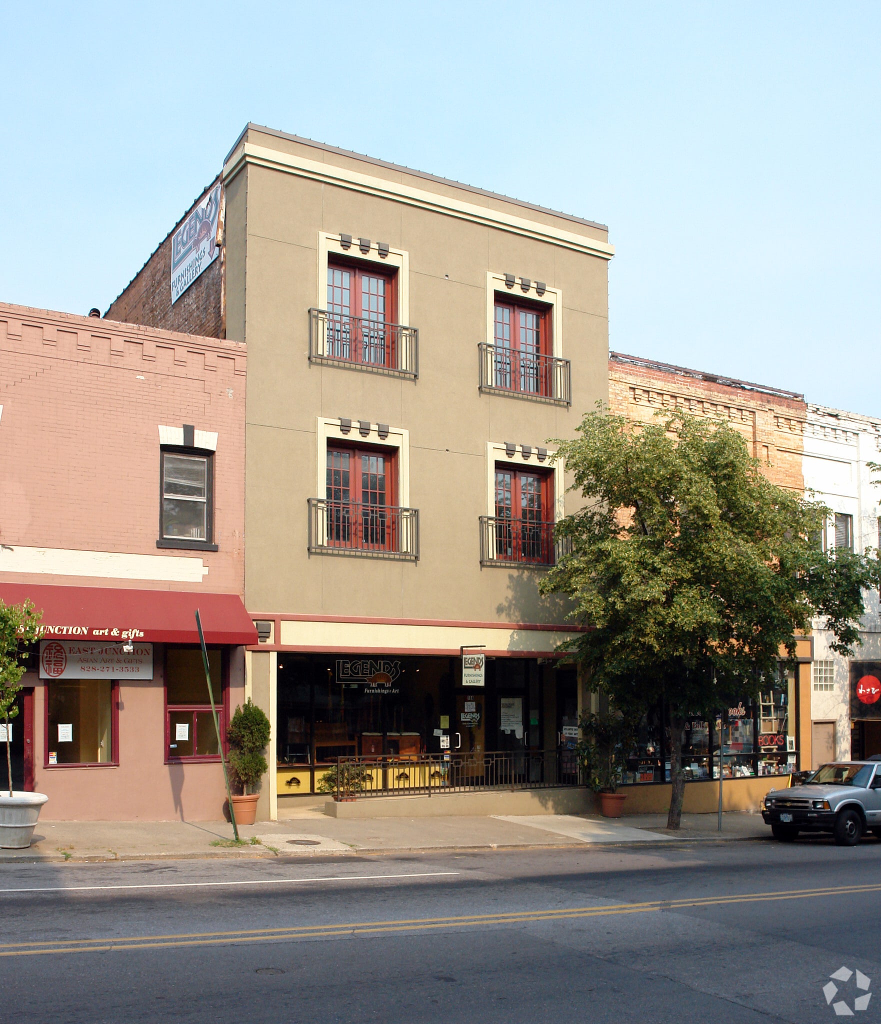 Asheville NC - 40,000sf For Sale portfolio of 3 properties for sale on LoopNet.ca Primary Photo- Image 1 of 9
