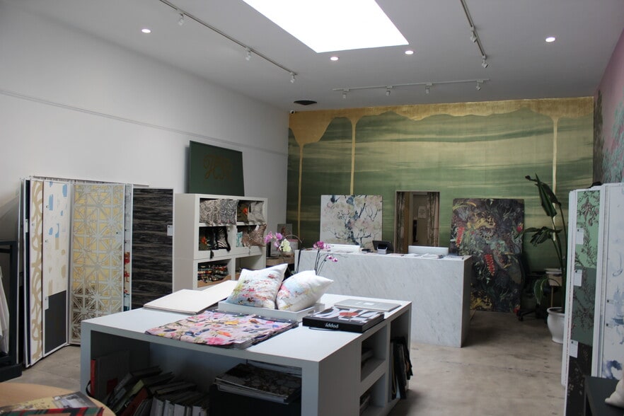 7418 Beverly Blvd, Los Angeles, CA for lease - Interior Photo - Image 3 of 22