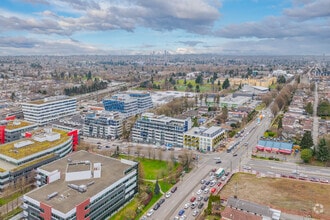 2453 Renfrew St, Vancouver, BC - Aérien Vue de la carte - Image1