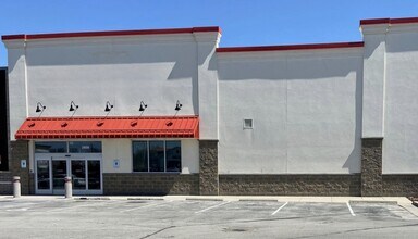 2609 S Oneida St, Green Bay, WI for lease Building Photo- Image 1 of 3