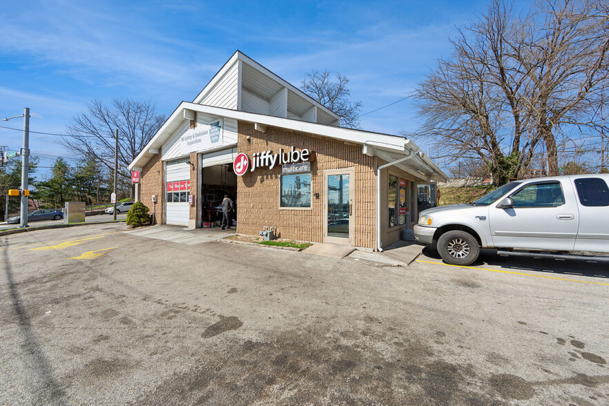 20 W Township Line Rd, Havertown, PA à vendre - Photo du b timent - Image 1 de 1