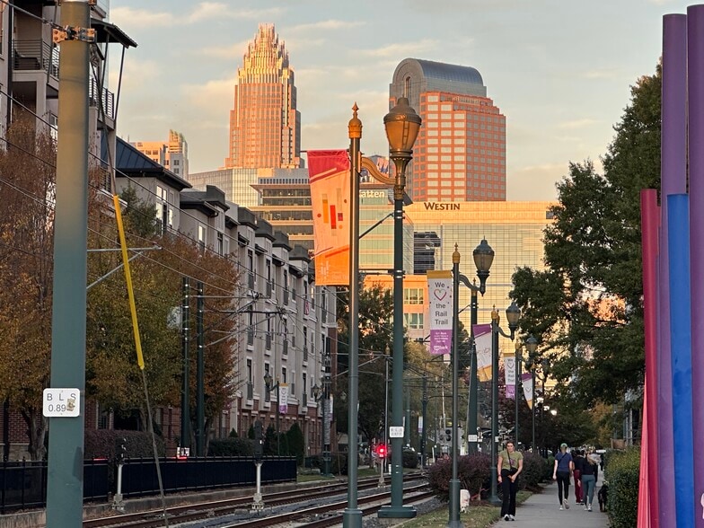 216 E Park Ave, Charlotte, NC à vendre - Autre - Image 3 de 11