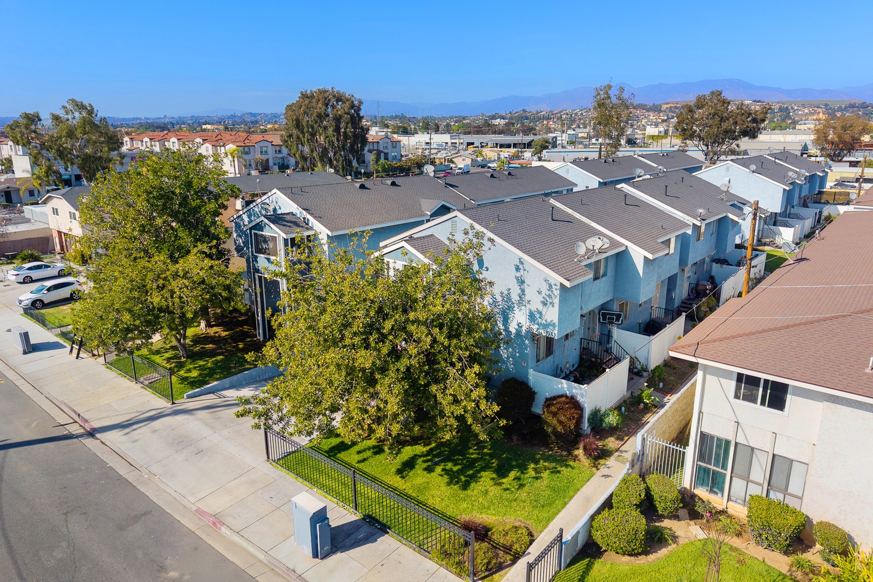 862-892 W Mines Ave, Montebello, CA for sale Building Photo- Image 1 of 31