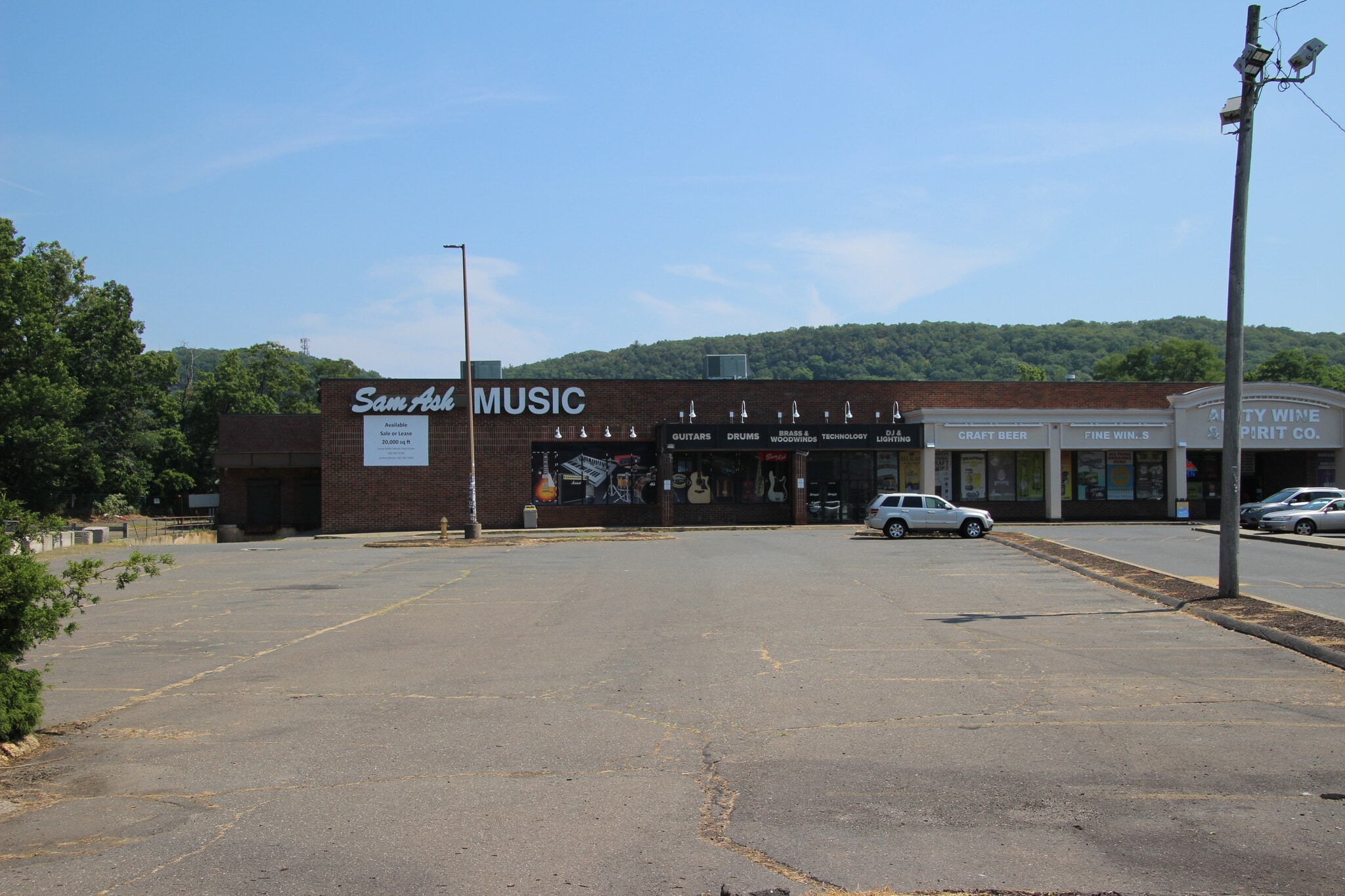 95 Amity Rd, New Haven, CT for sale Primary Photo- Image 1 of 29