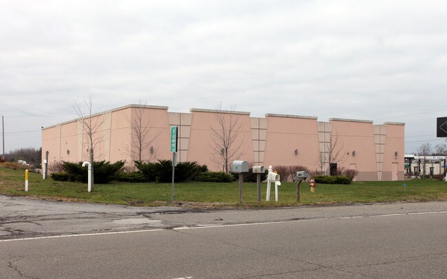 Plus de détails pour 10708 Market St, North Lima, OH - Commerce de détail à louer
