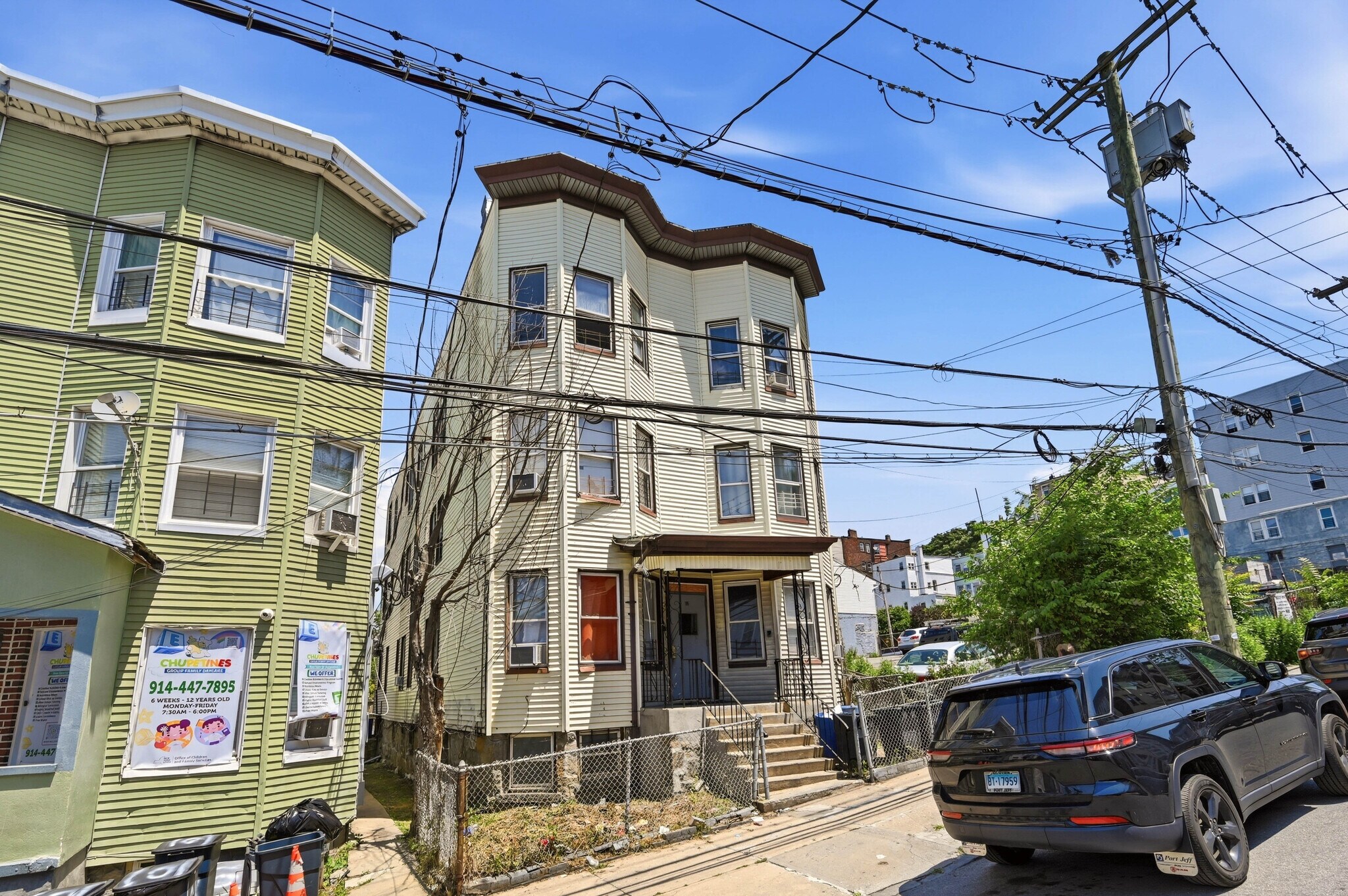 105 Maple St, Yonkers, NY à vendre Photo du bâtiment- Image 1 de 25