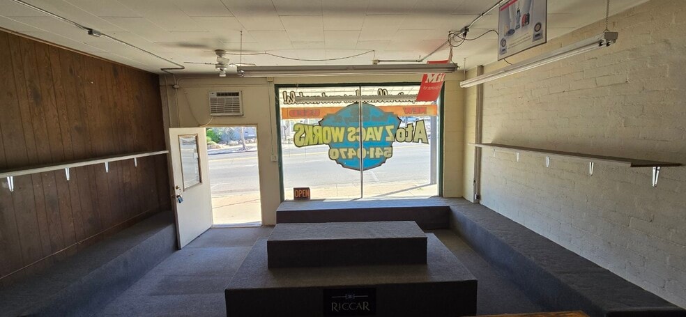 512 W Gurley St, Prescott, AZ à louer - Photo du bâtiment - Image 3 de 10