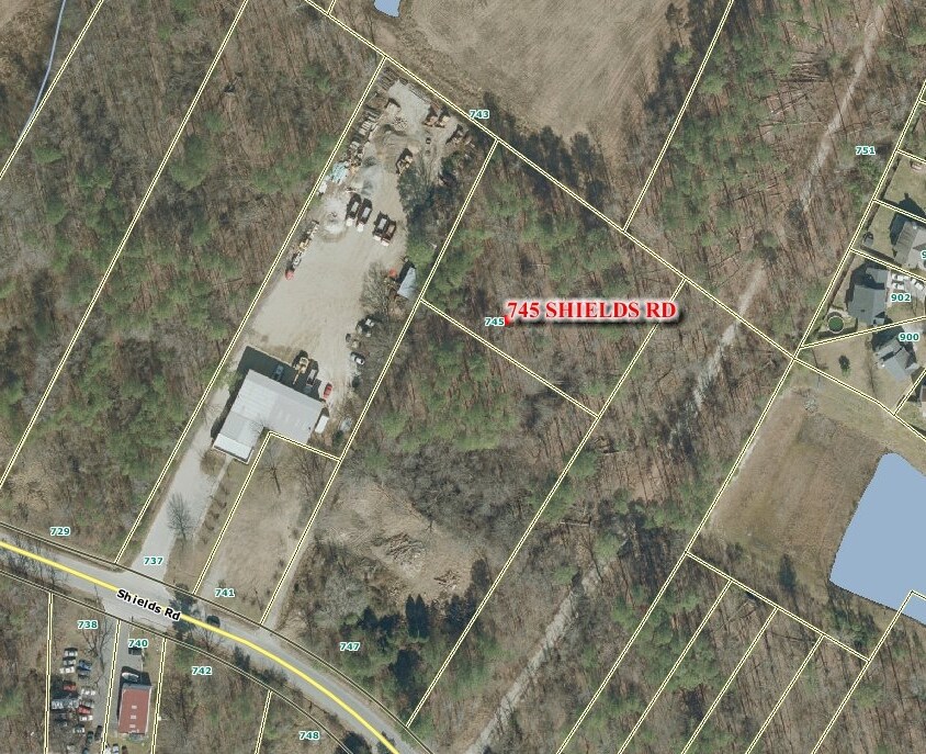 745-747 Shields Rd, Newport News, VA for sale Primary Photo- Image 1 of 2