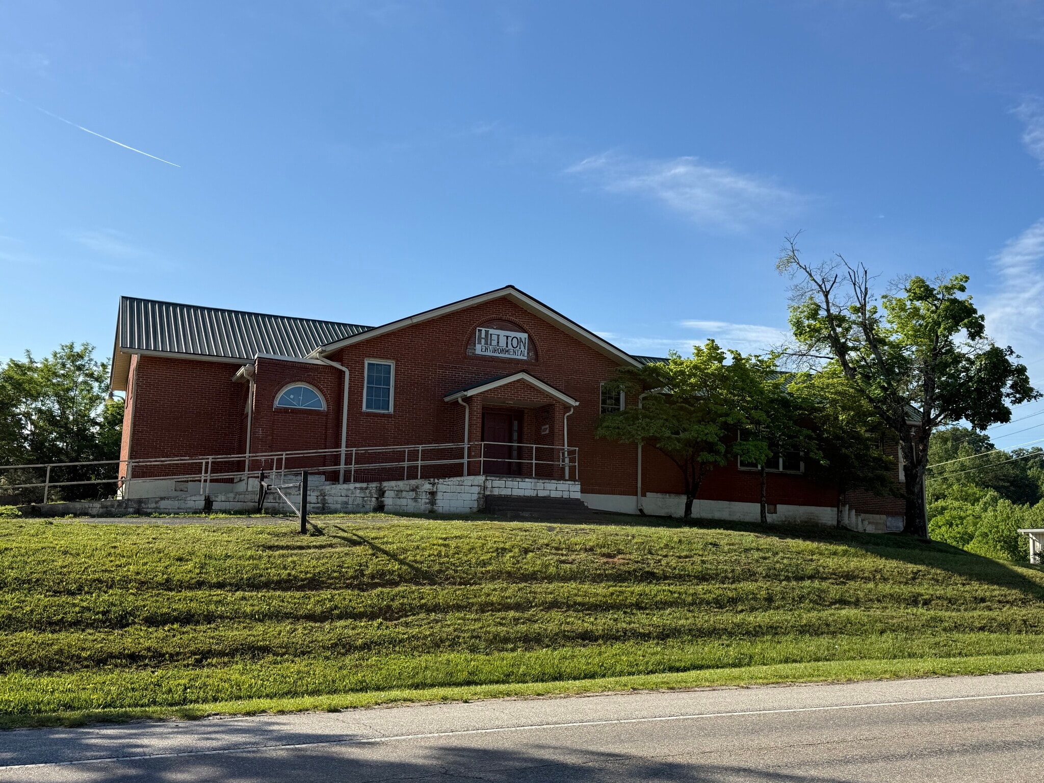 1763 Topside Rd, Louisville, TN for sale Primary Photo- Image 1 of 8