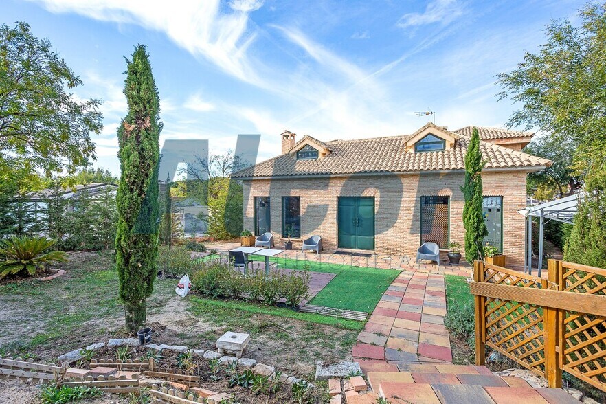 Multifamily in Móstoles, Madrid for sale - Building Photo - Image 3 of 33