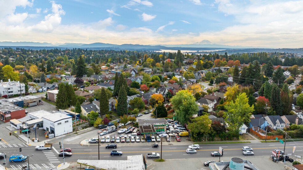 7860 Lake City Way NE, Seattle, WA for sale - Building Photo - Image 3 of 12