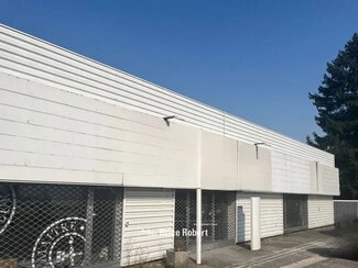 Plus de détails pour Bureau, Local d'activités à louer