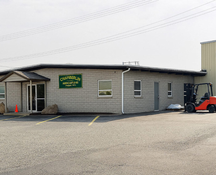 4151 US 97, Wenatchee, WA à vendre - Photo du bâtiment - Image 2 de 3