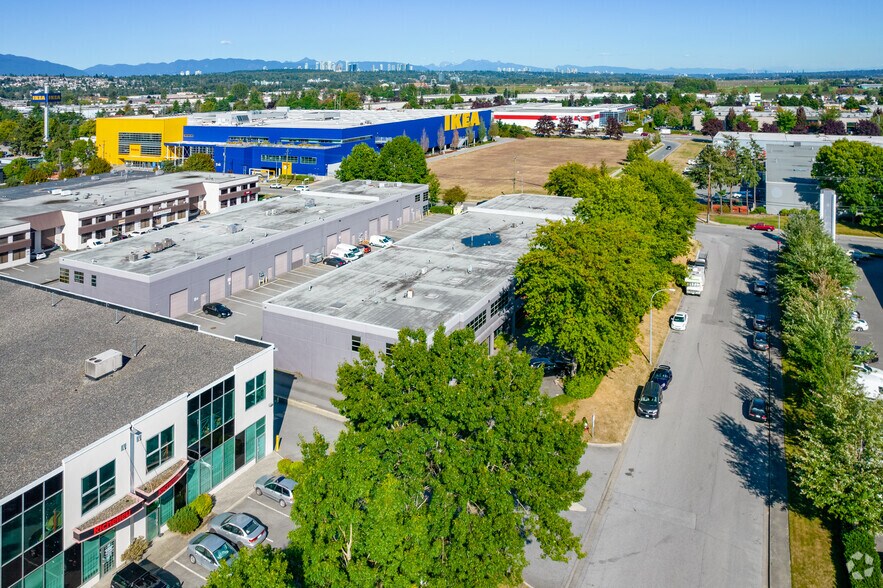 3757 Jacombs Rd, Richmond, BC à louer - Photo du bâtiment - Image 2 de 4