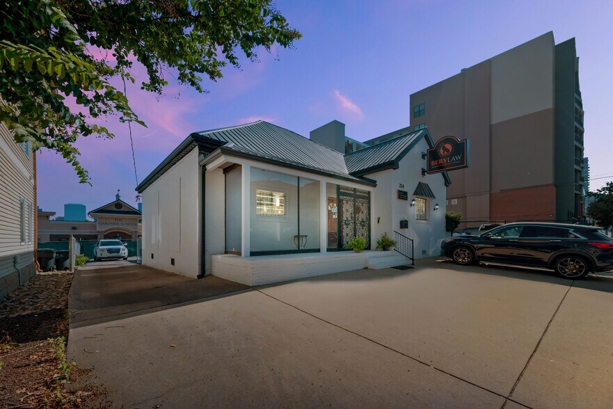 214 19th Ave, Nashville, TN for lease - Building Photo - Image 2 of 10