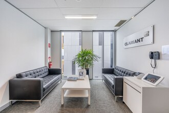 3 Acacia Pl, Notting Hill for lease Interior Photo- Image 1 of 10