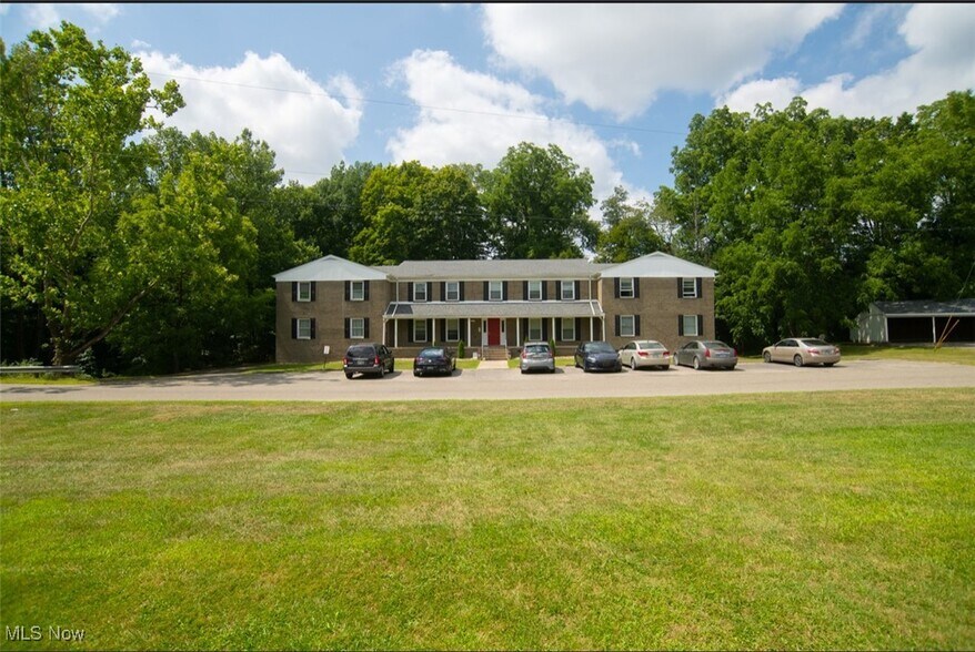 101 S Elruth Ave, Girard, OH à vendre - Photo du bâtiment - Image 3 de 15