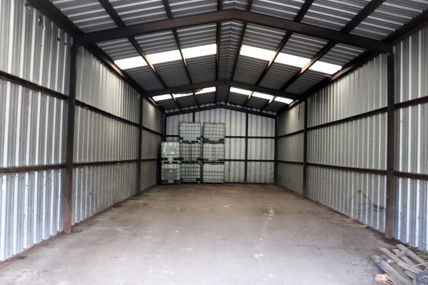 86 FM 770, Liberty, TX à vendre - Photo intérieure - Image 2 de 15