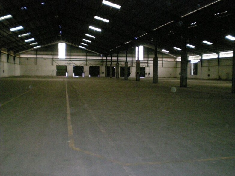 Calle la Red Veintisiete, 21, Alcalá de Guadaíra, Sevilla à louer - Photo du bâtiment - Image 3 de 10