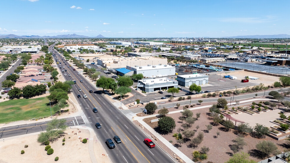 8079 W Olive Ave, Peoria, AZ for lease - Building Photo - Image 2 of 12