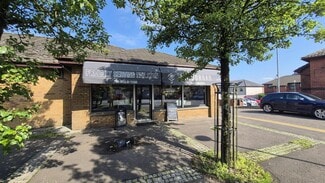 Plus de détails pour 48-58 Main St, Neilston - Commerce de détail à vendre
