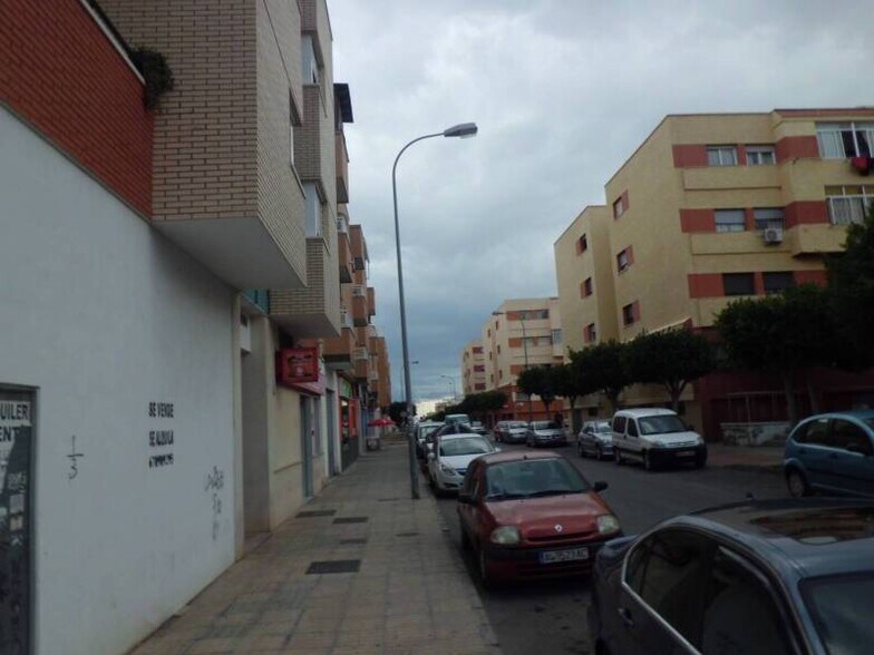 Commerce de détail dans El Ejido, Almería à vendre - Photo du bâtiment - Image 2 de 11