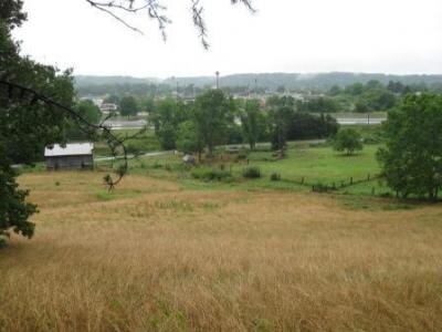 286 Poplar Fork Rd, Hurricane, WV à vendre - Photo principale - Image 1 de 5