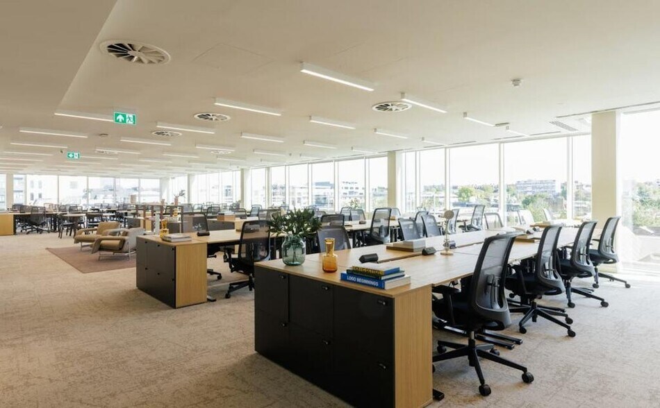 42-50 York Way, Londres à louer - Photo du bâtiment - Image 3 de 7