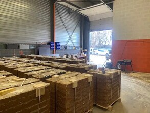 Flex in Saint-Priest for lease Interior Photo- Image 2 of 6