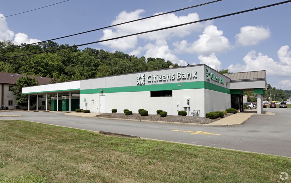 2005 Golden Mile Hwy, Pittsburgh, PA for lease - Building Photo - Image 3 of 3